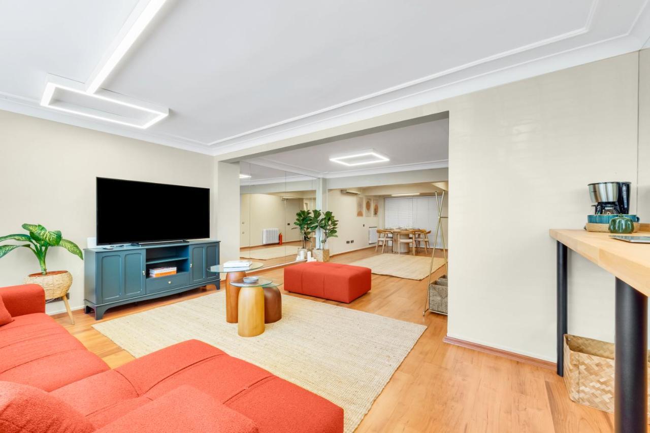 Modern Flat In The Heart Of Istanbul Lägenhet Exteriör bild
